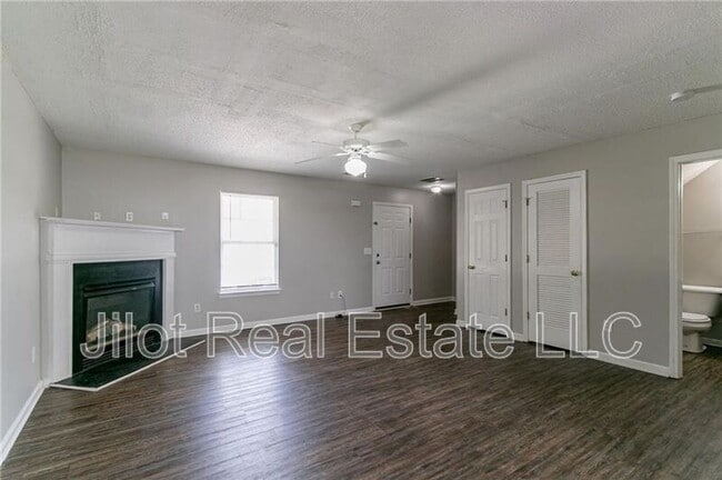 Building Photo - 256 Turnstone Rd