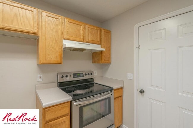 Building Photo - Charming 3 Bed, 2 Bath Home in the Heart of St. George!