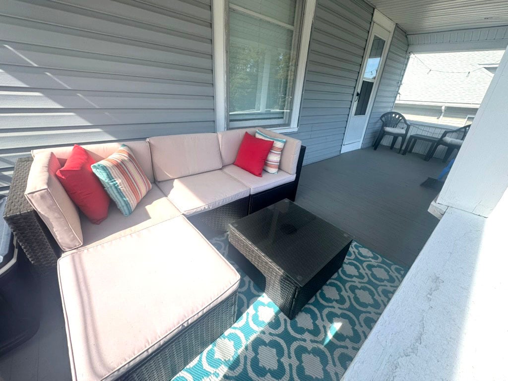 Building Photo - 113 Crestmont Rd