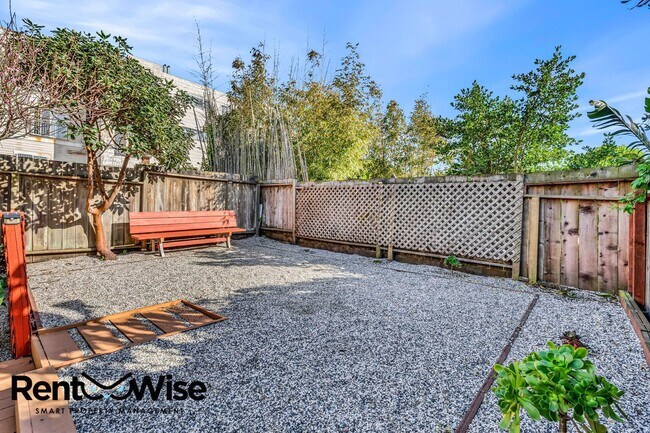 Building Photo - 4525-4529 Irving St. SF