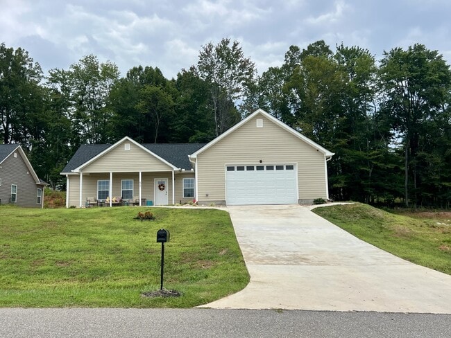 Building Photo - 51 Patrick Ct