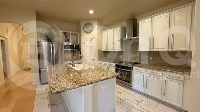 Building Photo - 9584 Park Garden Dr