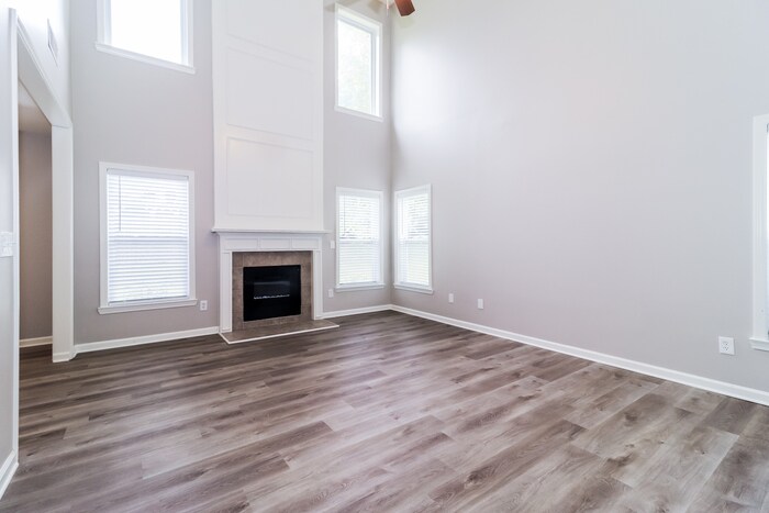 Building Photo - 4364 Walforde Blvd