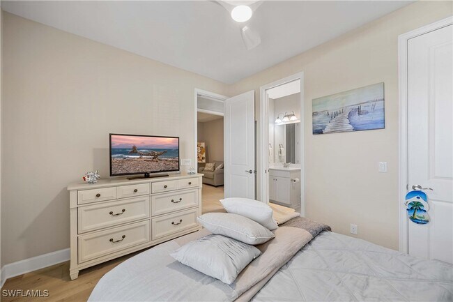 Building Photo - 8110 Calle Canovas St