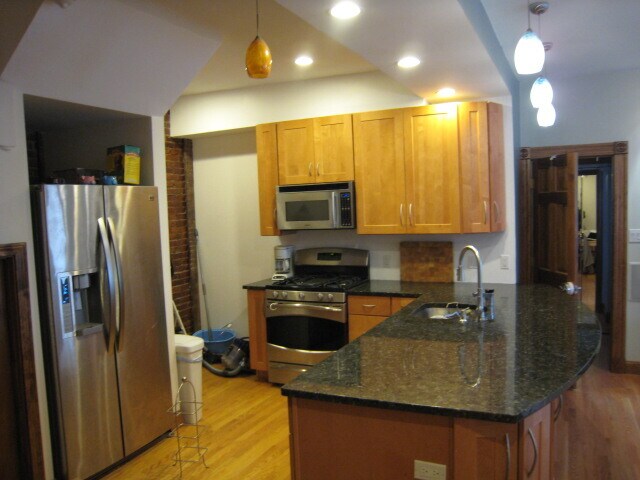 Primary Photo - 50 Meacham Rd