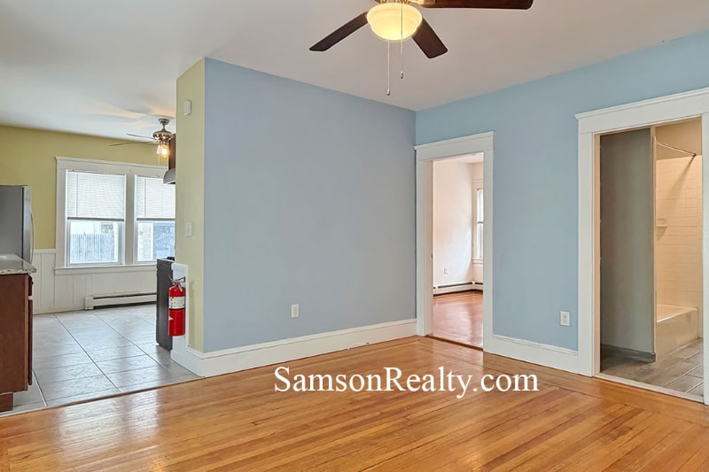 Building Photo - 104 Carrington Ave