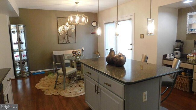 Building Photo - 5220 Winding Star Cir