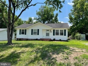 Building Photo - 5516 Bounds St