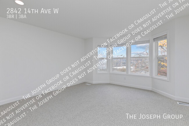 Building Photo - 2842 14th Ave W