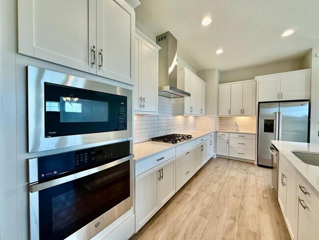 Building Photo - 35617 Stableton Ln