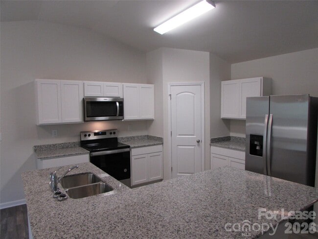 Building Photo - 1385 Amberlight Circle