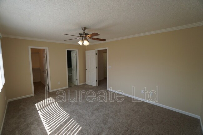 Building Photo - 10182 Woodrose Ct