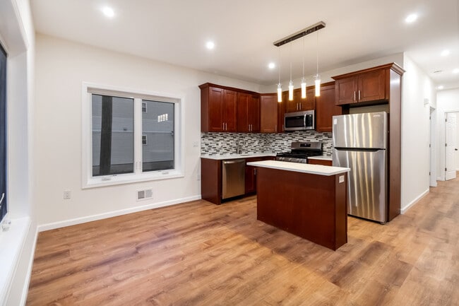 Building Photo - 55 Mercer St