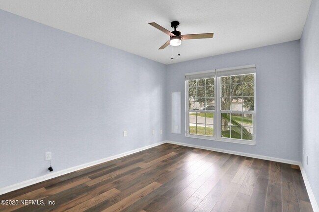 Building Photo - 12228 Smoke Ridge Cir S