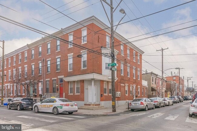 Building Photo - 1400 S 15th St