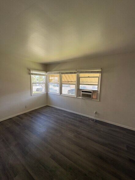 Building Photo - 2936 W Via Acosta