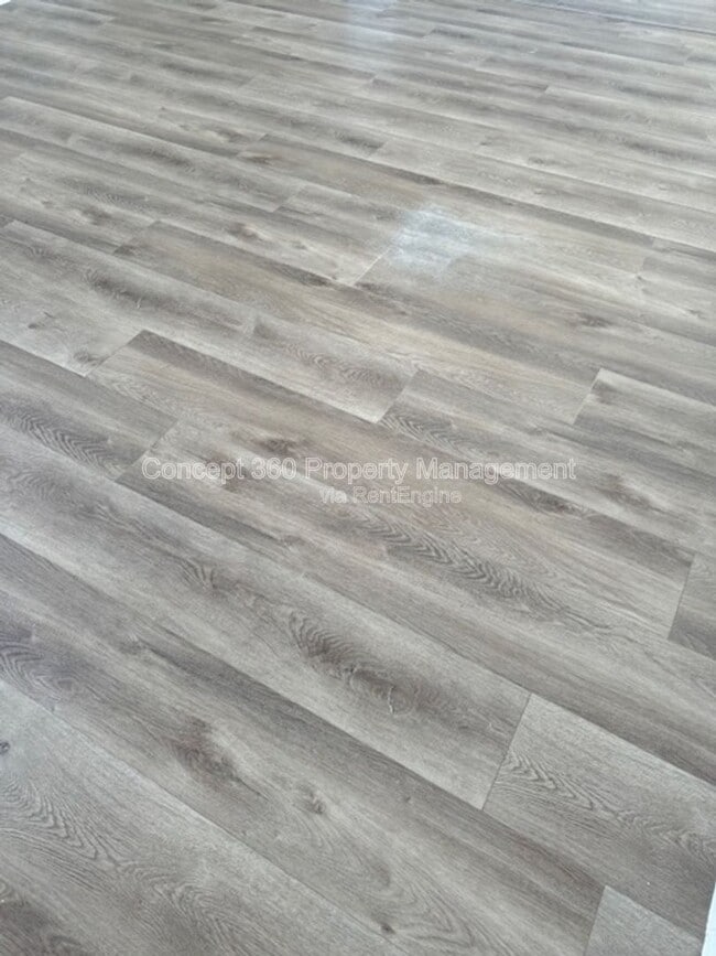 Building Photo - 10420 Imperial Hwy.