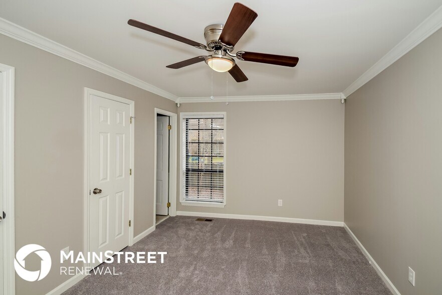 Building Photo - 4504 Oxford Rd