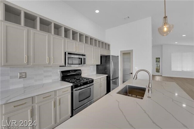 Building Photo - 3014 Paseo Hills Way