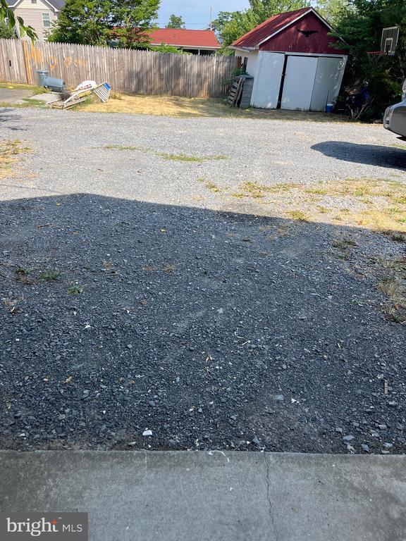 Building Photo - 7889 Main St