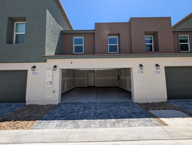 Building Photo - 7388 Joanna Brk St