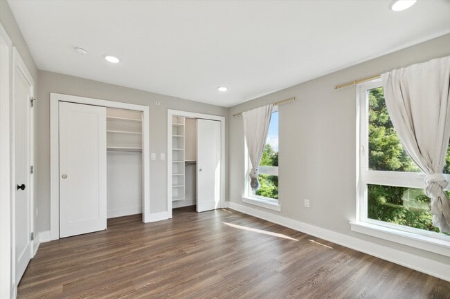 Building Photo - 1739 Page St