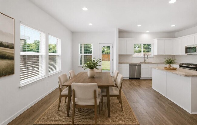 Building Photo - 6407 Principale Dr