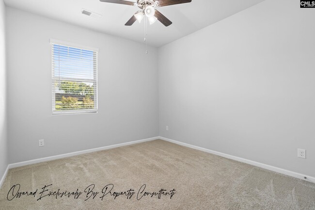 Building Photo - 548 Rimer Pond Rd