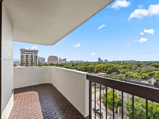 Building Photo - 600 Biltmore Way
