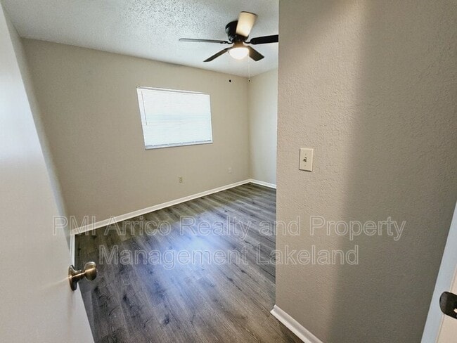 Building Photo - 4715 Kanoy Dr