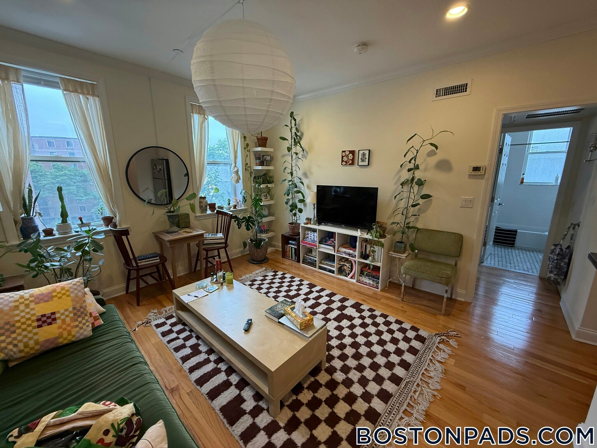 Building Photo - 3 Chauncy St