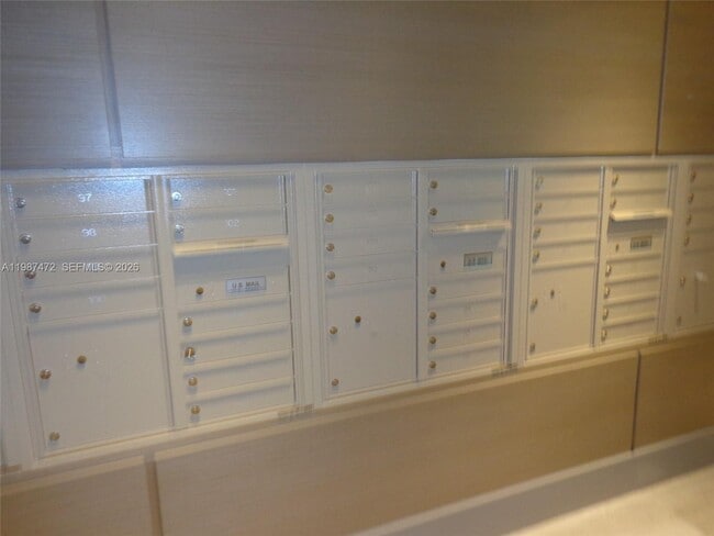 Building Photo - 5300 Paseo Blvd