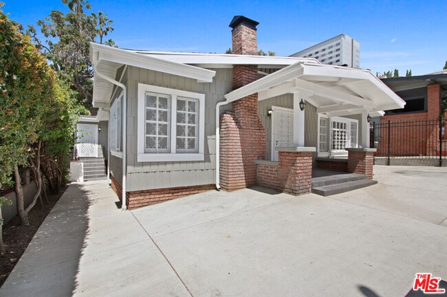 Building Photo - 6145 Carlos Ave