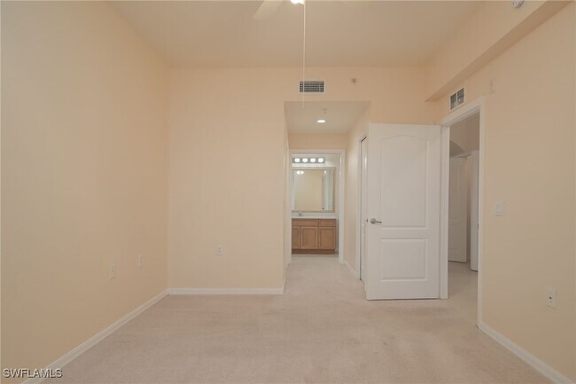 Building Photo - 10307 Heritage Bay Blvd