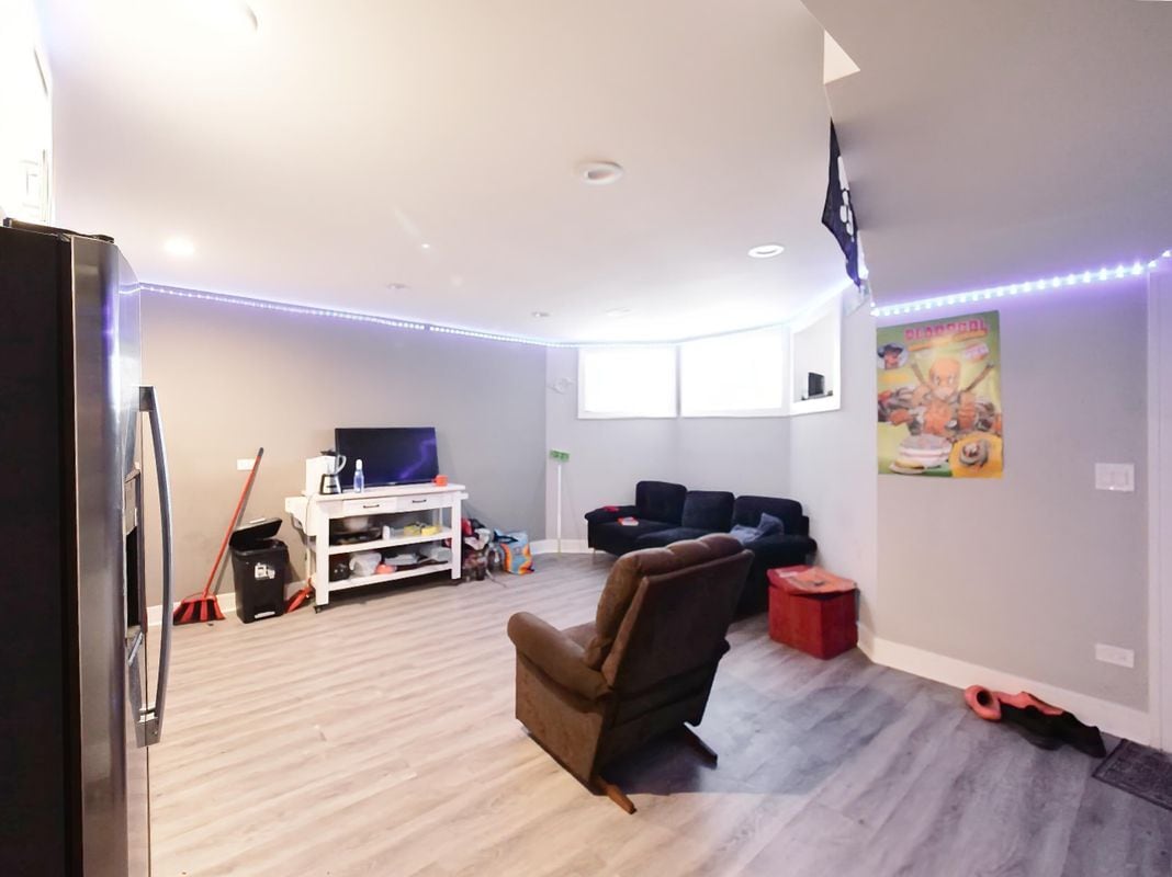 Building Photo - 4347 S Vincennes Ave