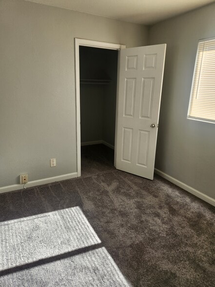 Building Photo - 2626 Highland Ave