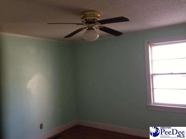 Building Photo - 1709 Pineland Ave