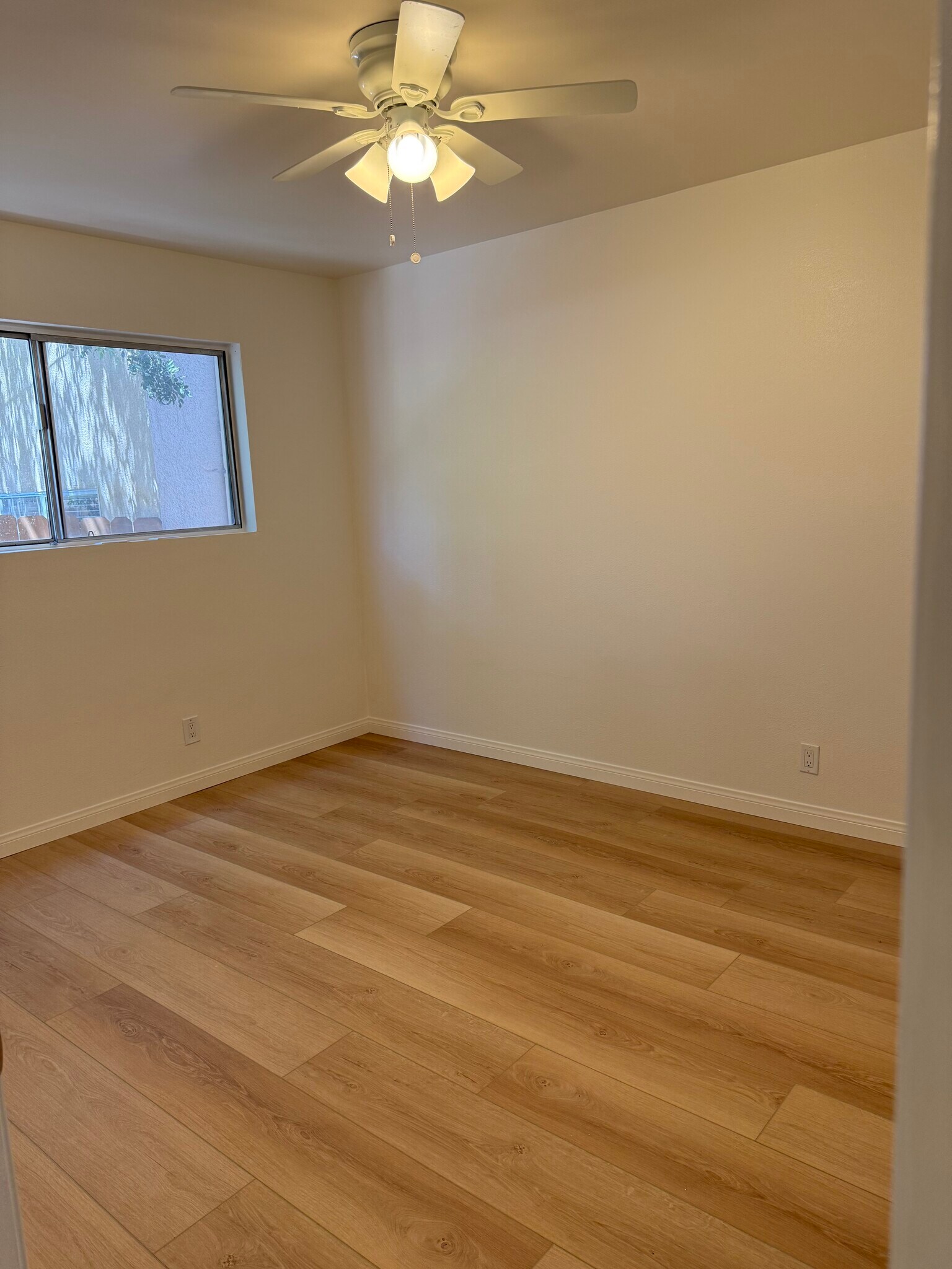 Second room - 4475 Dale Ave