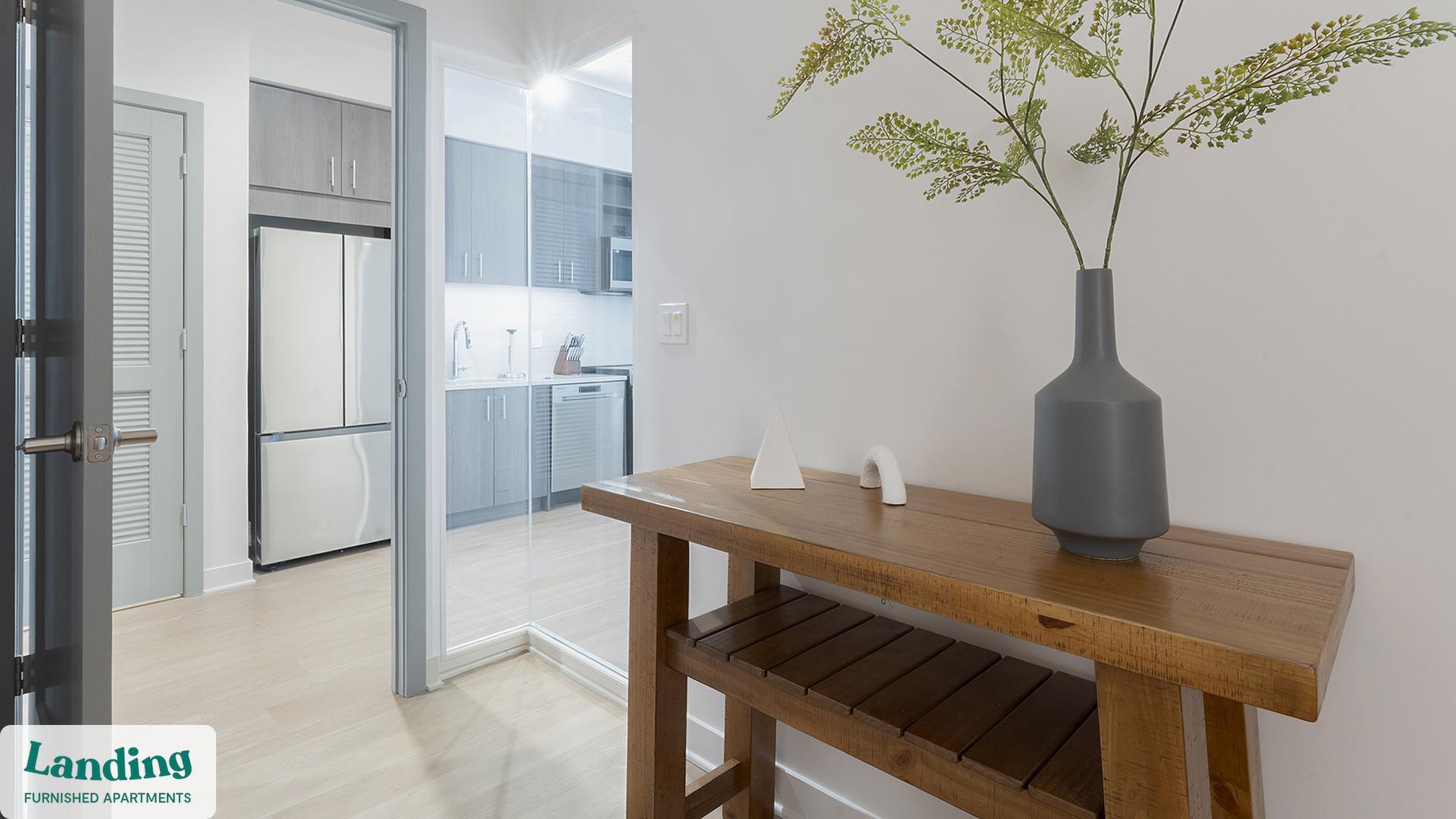 Building Photo - 350 Maple Dr SW