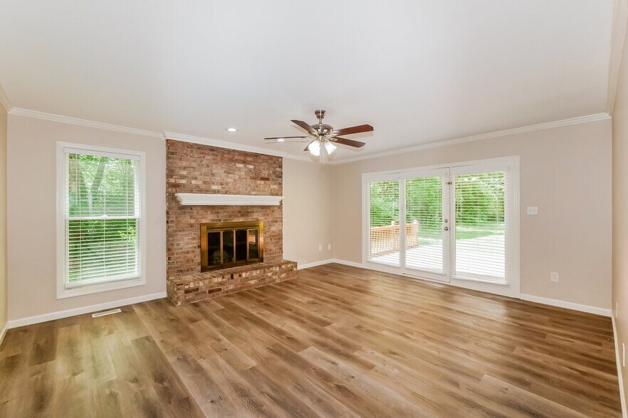 Building Photo - 100 Abbey Rd