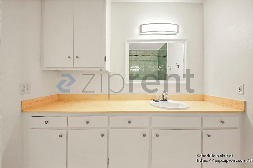 Building Photo - 47 Dearborn Pl