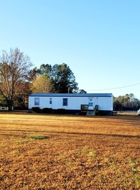 Building Photo - Charming Country Living in Conway, SC