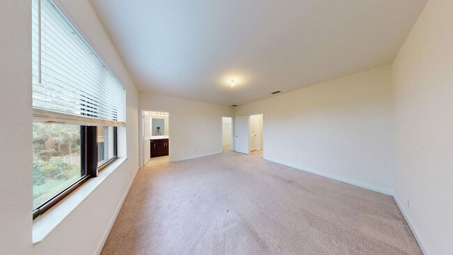 Building Photo - 6156 Bangalow Dr