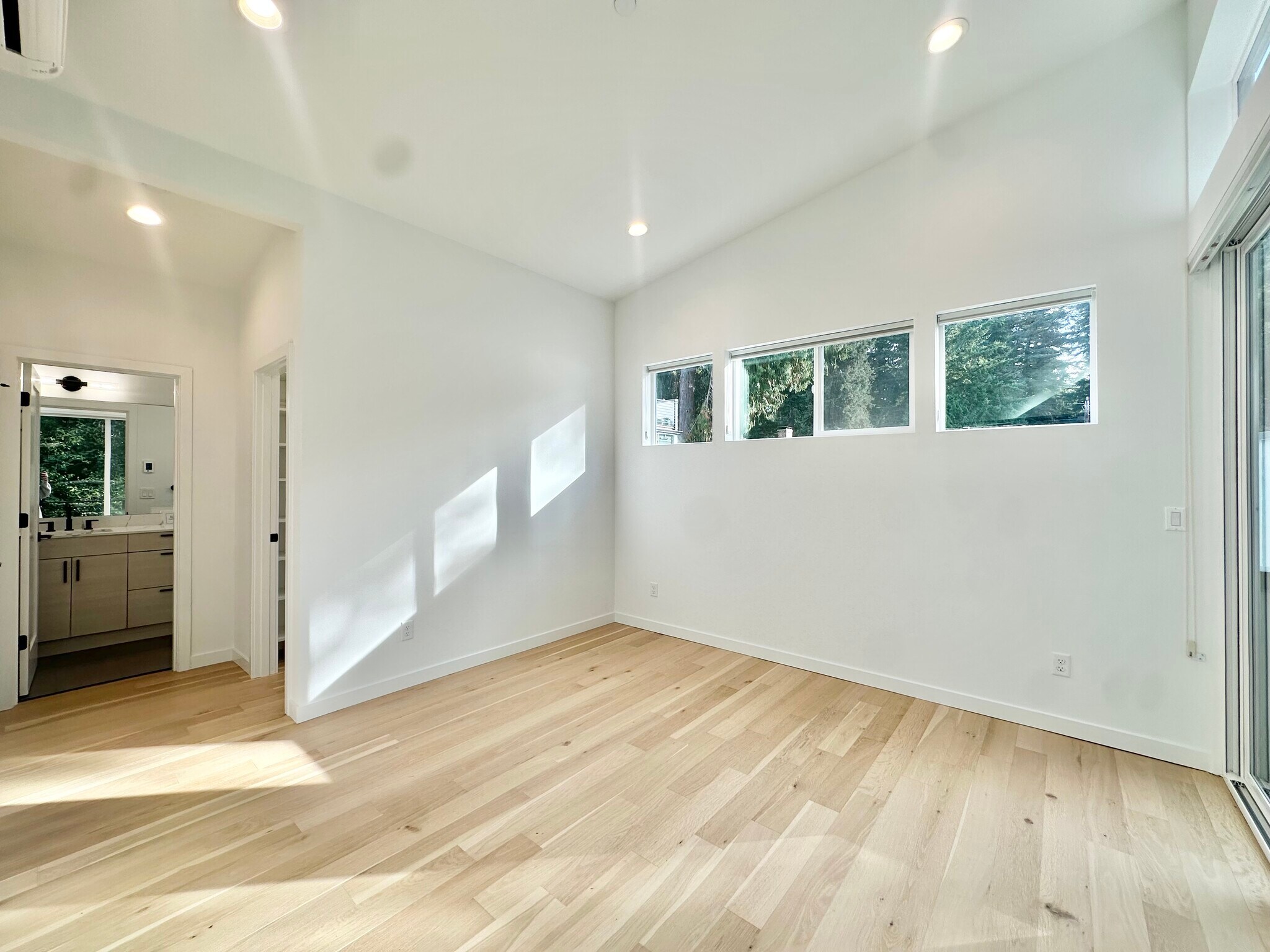 Building Photo - 12013 36th Ave NE