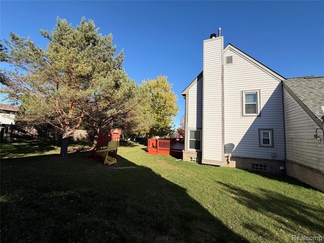 Building Photo - 39588 Squire Rd