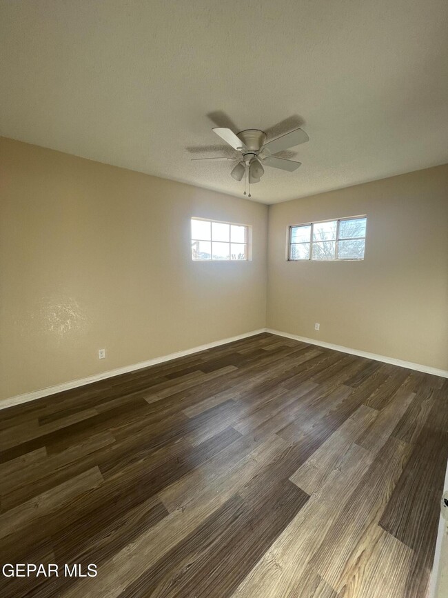 Building Photo - 5016 Wilmoth Ct