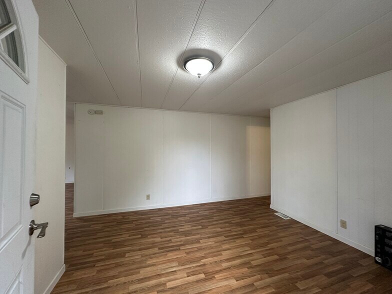 Building Photo - 2205 256th St NW