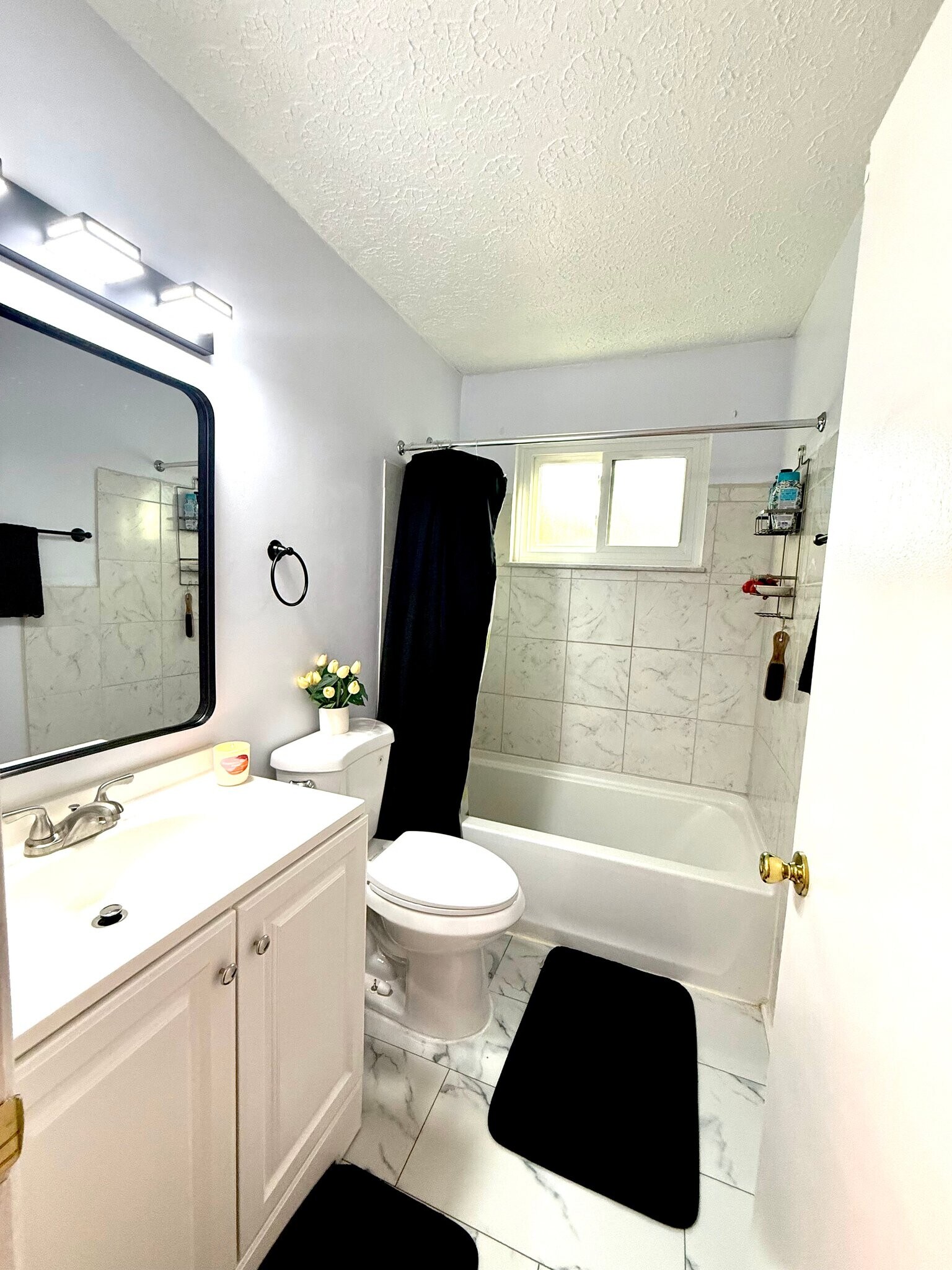 Building Photo - 3638 Northdale Pl