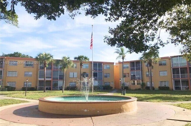 Building Photo - 4314 NW 9th Ave