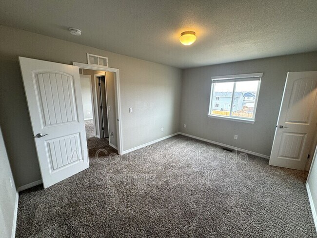 Building Photo - 6471 Weiser Dr